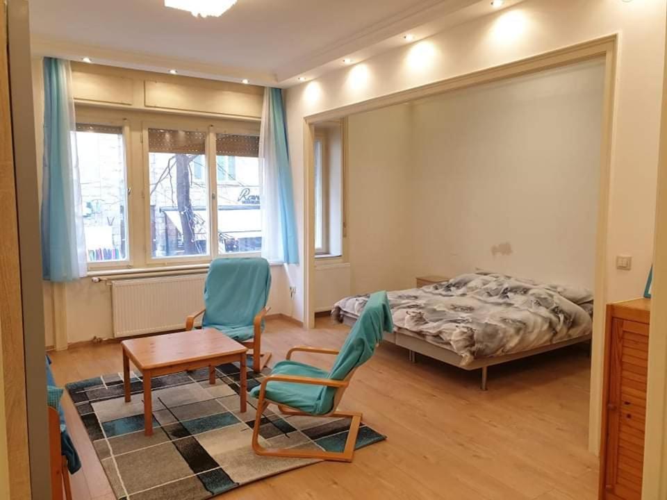 Lara Apartman Budapest Exterior photo