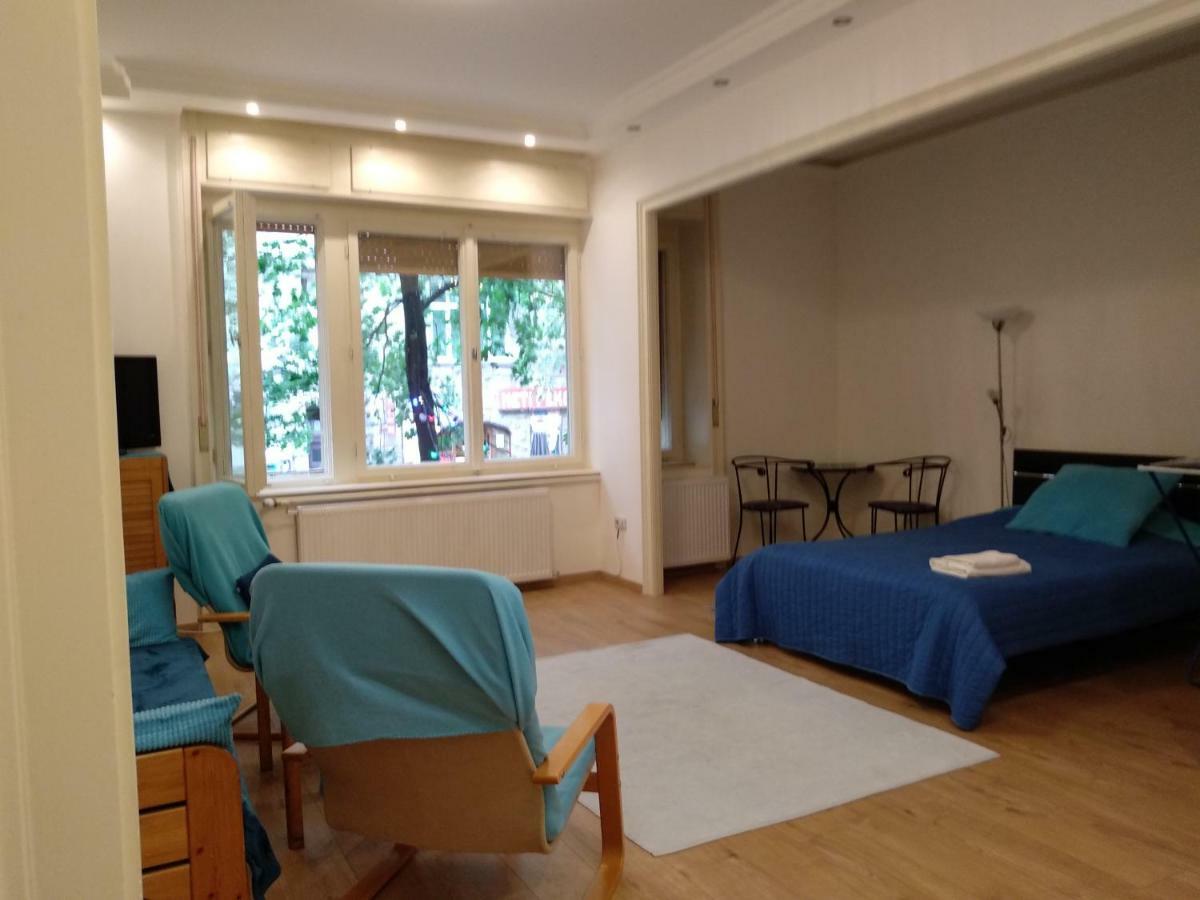 Lara Apartman Budapest Exterior photo
